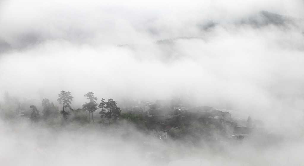 ȫ�й�����Ӱչ ��ˮī�ɾӡ�