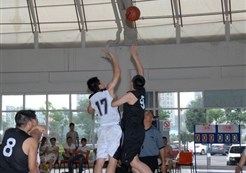 �ٺ��о�����Ӳμ��ٺ��л����˶���ȡ����ʤ