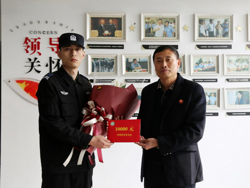 ���ҽ������쵼���ٺ��о�ο��������Э���¿�