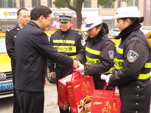 ���������ο���ٺ��о�ֵ����